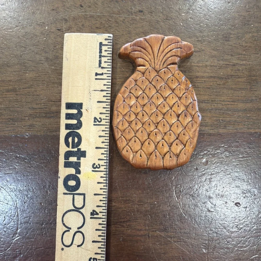 Wood Pineapple Collectable Fridge Magnet Kitchen